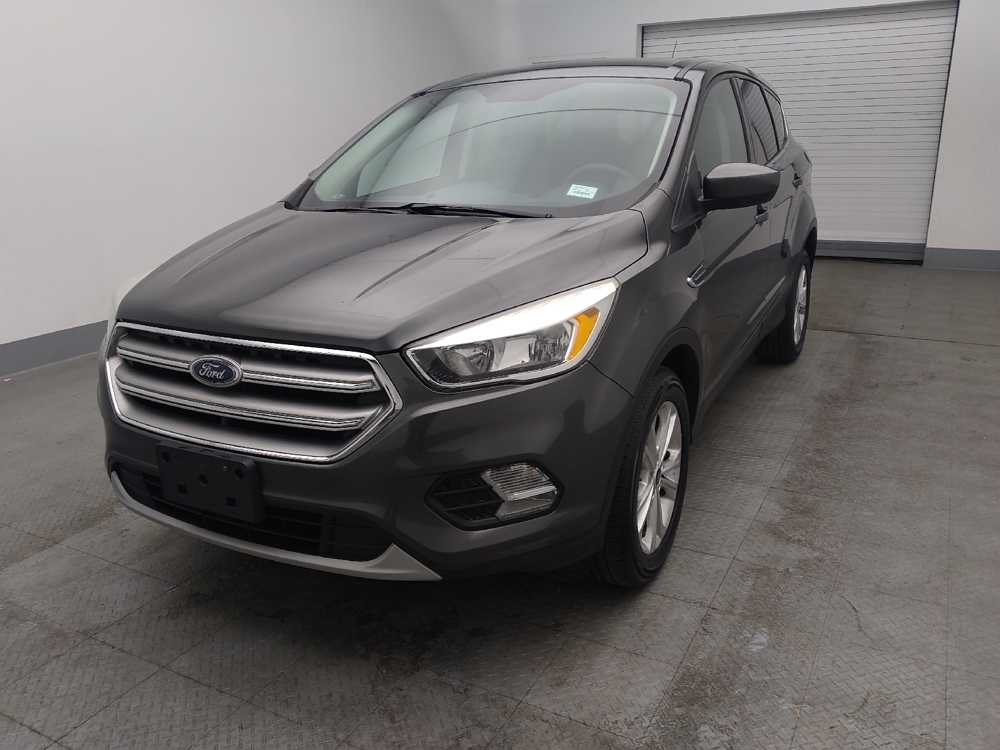 2017 Ford Escape SE's photo