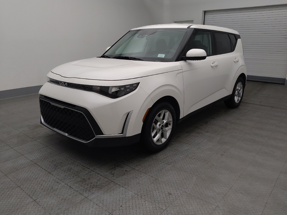 2024 Kia Soul LX's photo