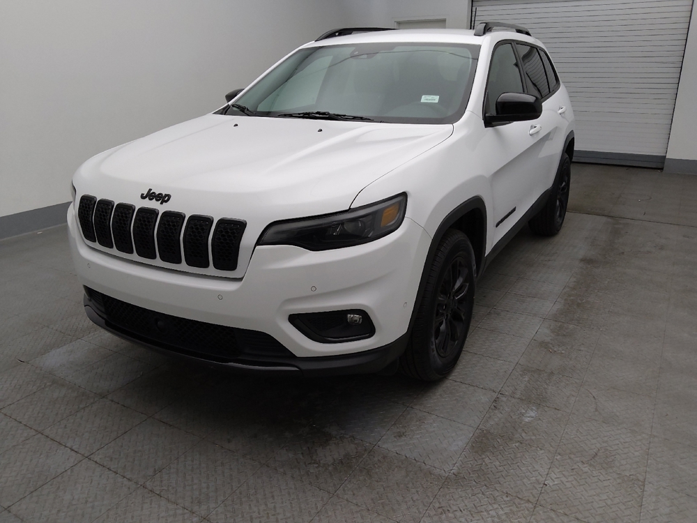 2023 Jeep Cherokee Altitude Lux's photo