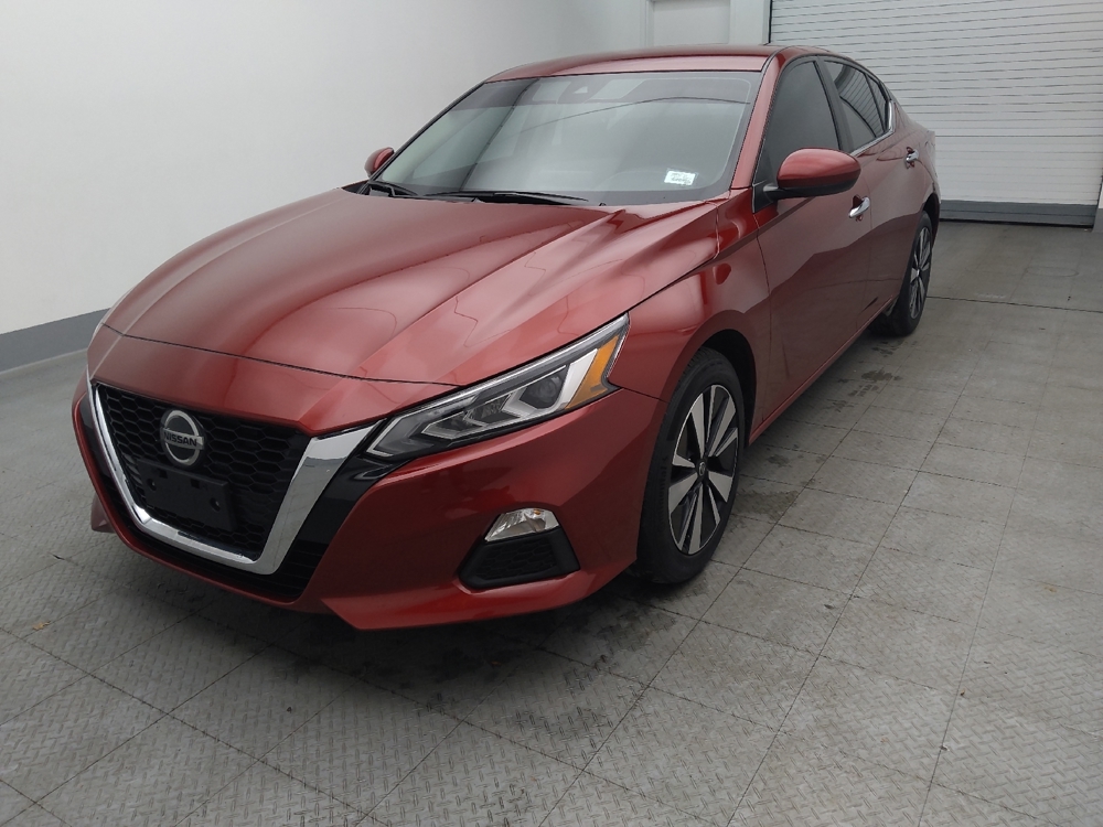 2022 Nissan Altima SV