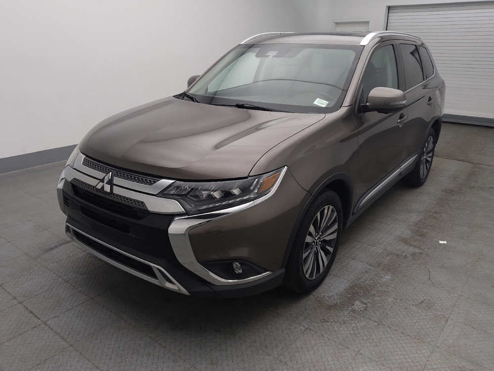 2020 Mitsubishi Outlander SEL's photo