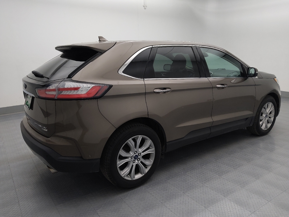 Image of 2019 Ford Edge Titanium