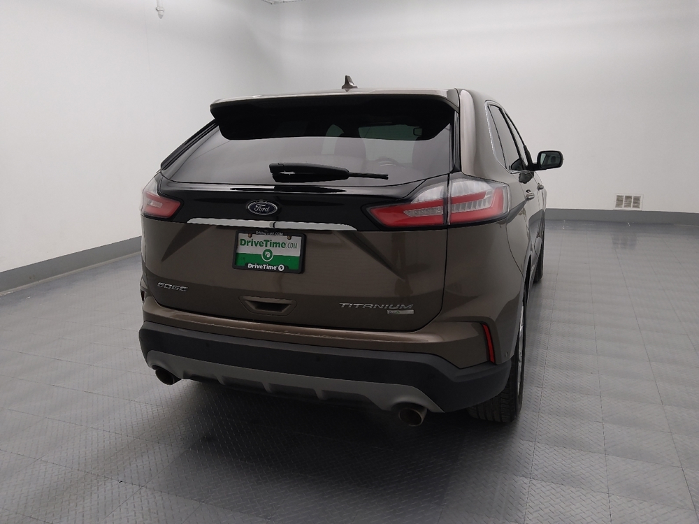 Image of 2019 Ford Edge Titanium
