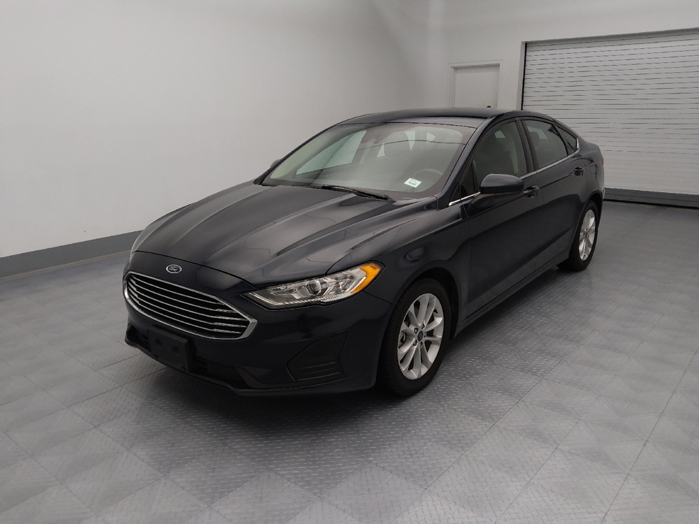 2020 Ford Fusion SE's photo