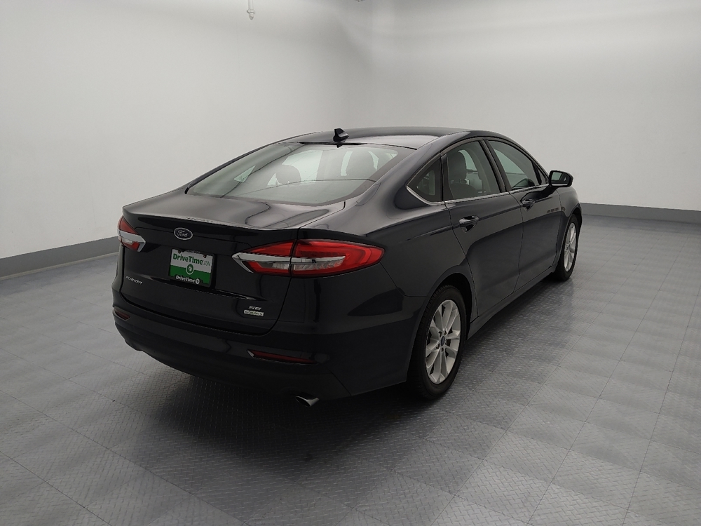 Image of 2020 Ford Fusion SE