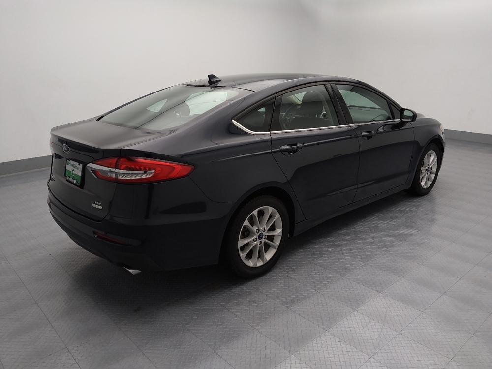 Image of 2020 Ford Fusion SE