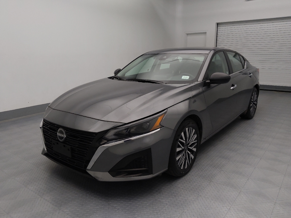 2024 Nissan Altima SV's photo