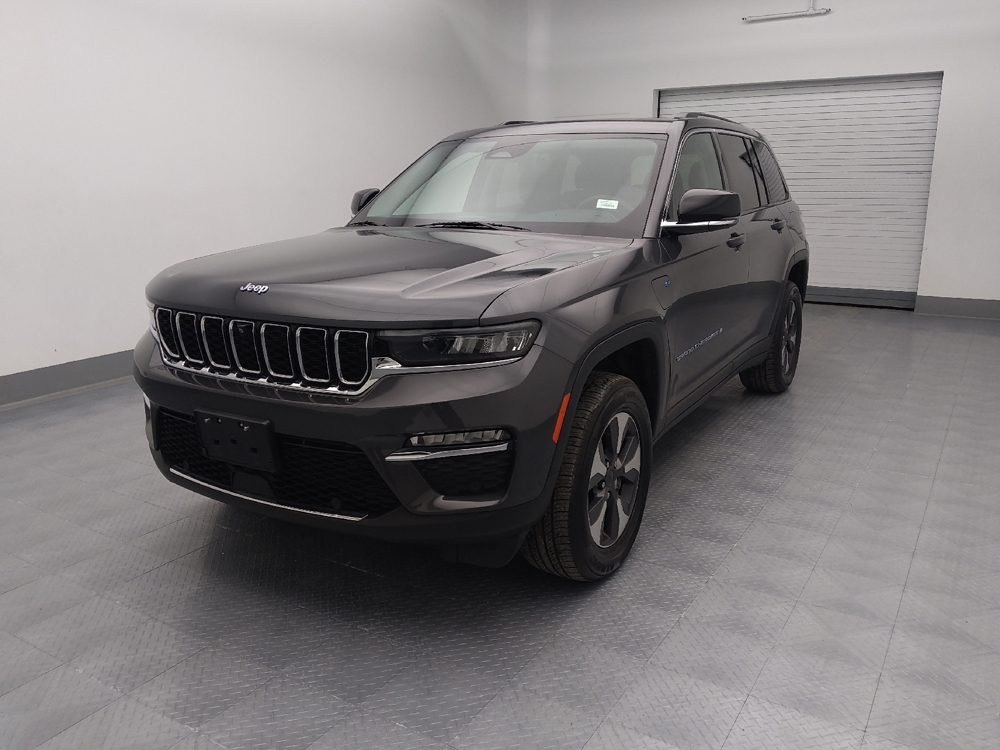 2022 Jeep Grand Cherokee 4xe's photo