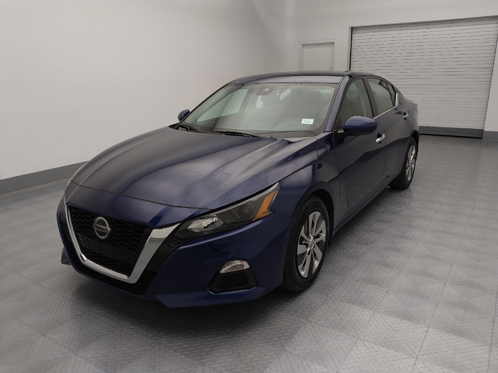 2022 Nissan Altima S's photo