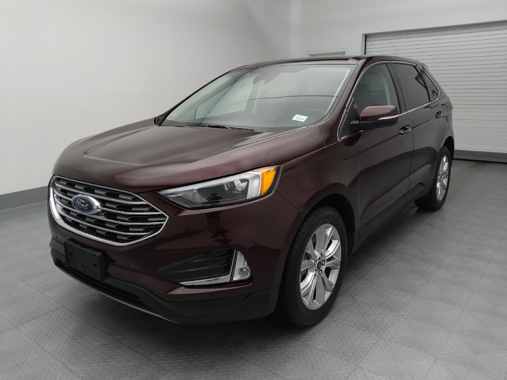 2022 Ford Edge Titanium's photo