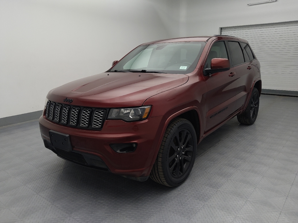 2018 Jeep Grand Cherokee Altitude's photo