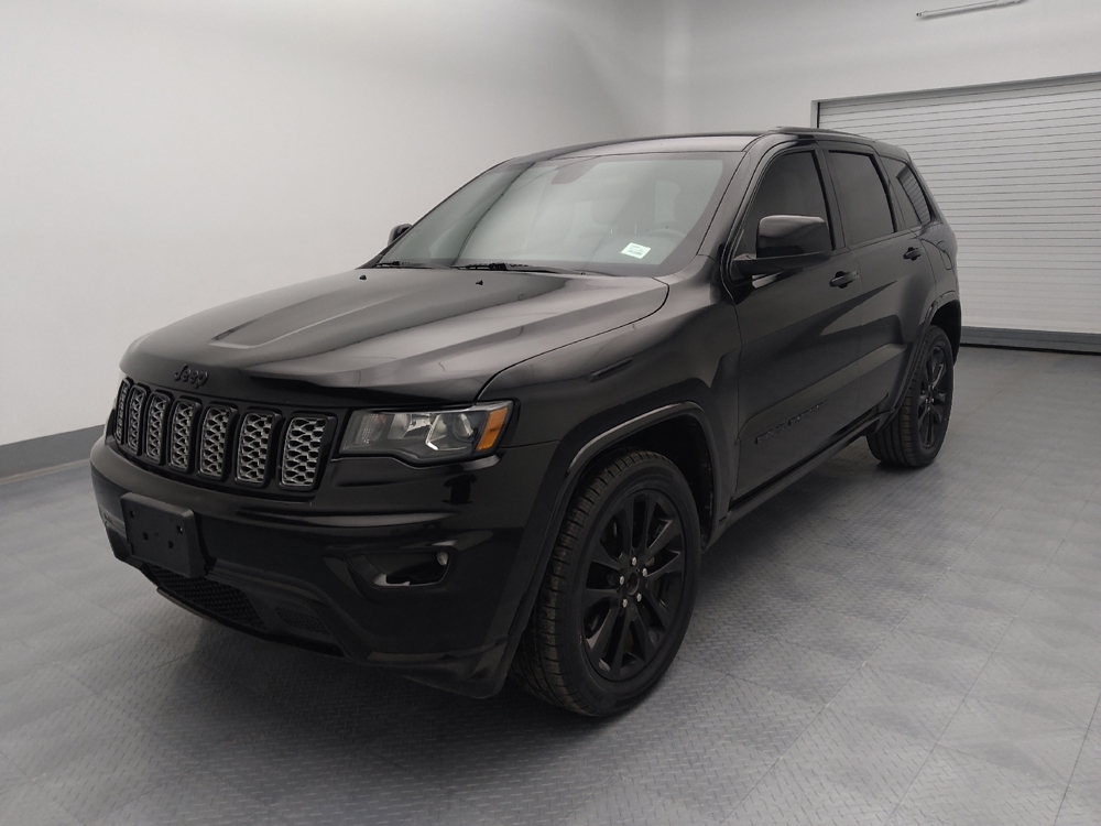 2018 Jeep Grand Cherokee Altitude's photo