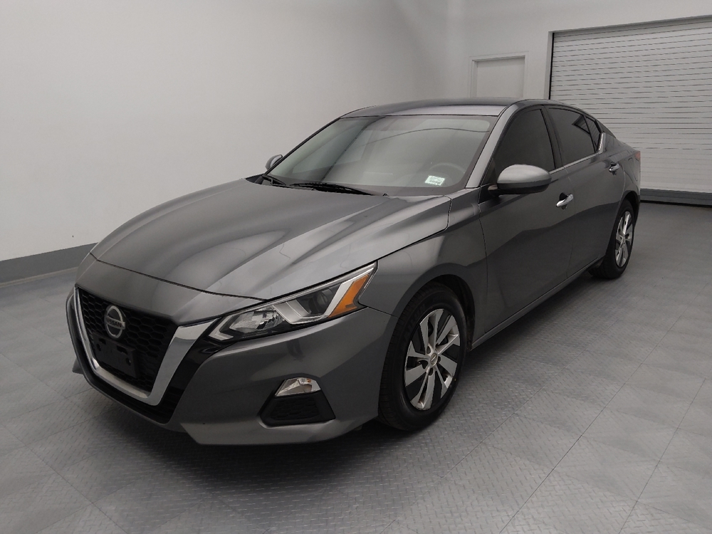 2019 Nissan Altima S's photo