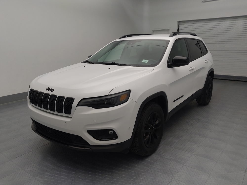 2023 Jeep Cherokee Altitude Lux's photo