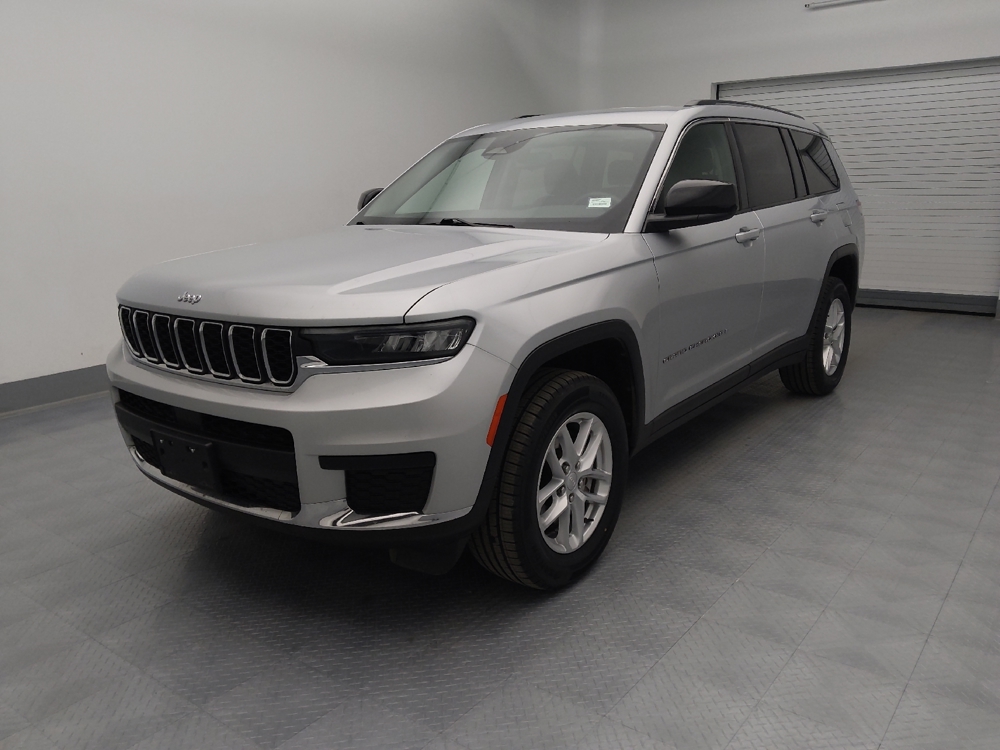 2023 Jeep Grand Cherokee L Laredo's photo