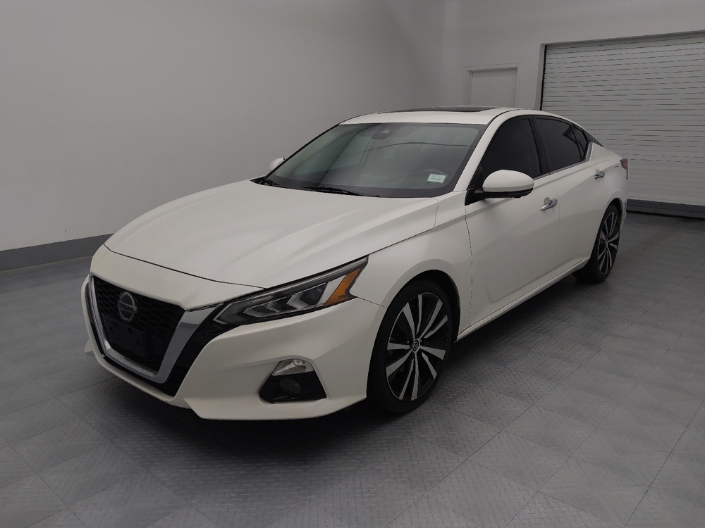 2019 Nissan Altima Platinum's photo