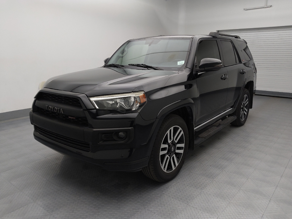 2016 Toyota 4Runner Limited's photo