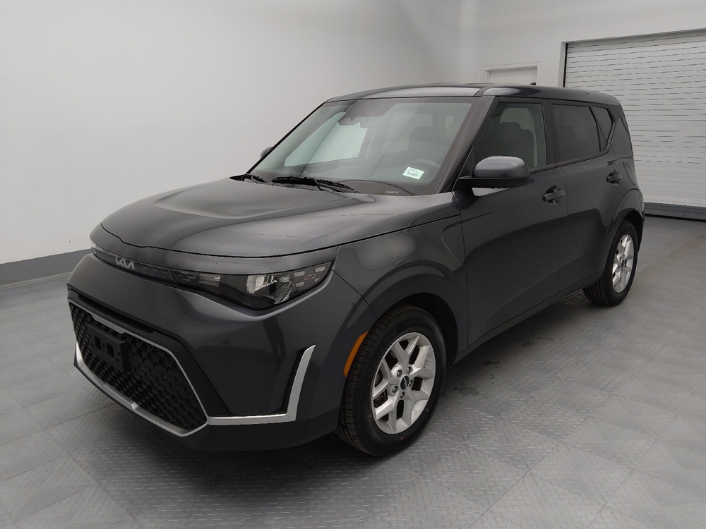 2024 Kia Soul LX's photo
