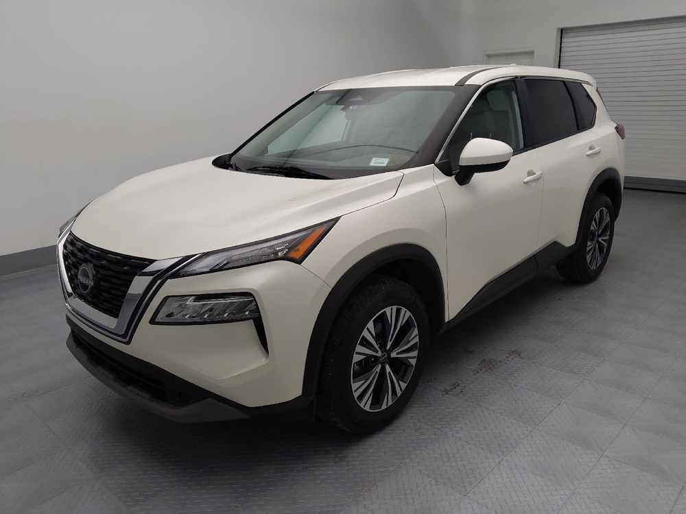 2023 Nissan Rogue SV's photo