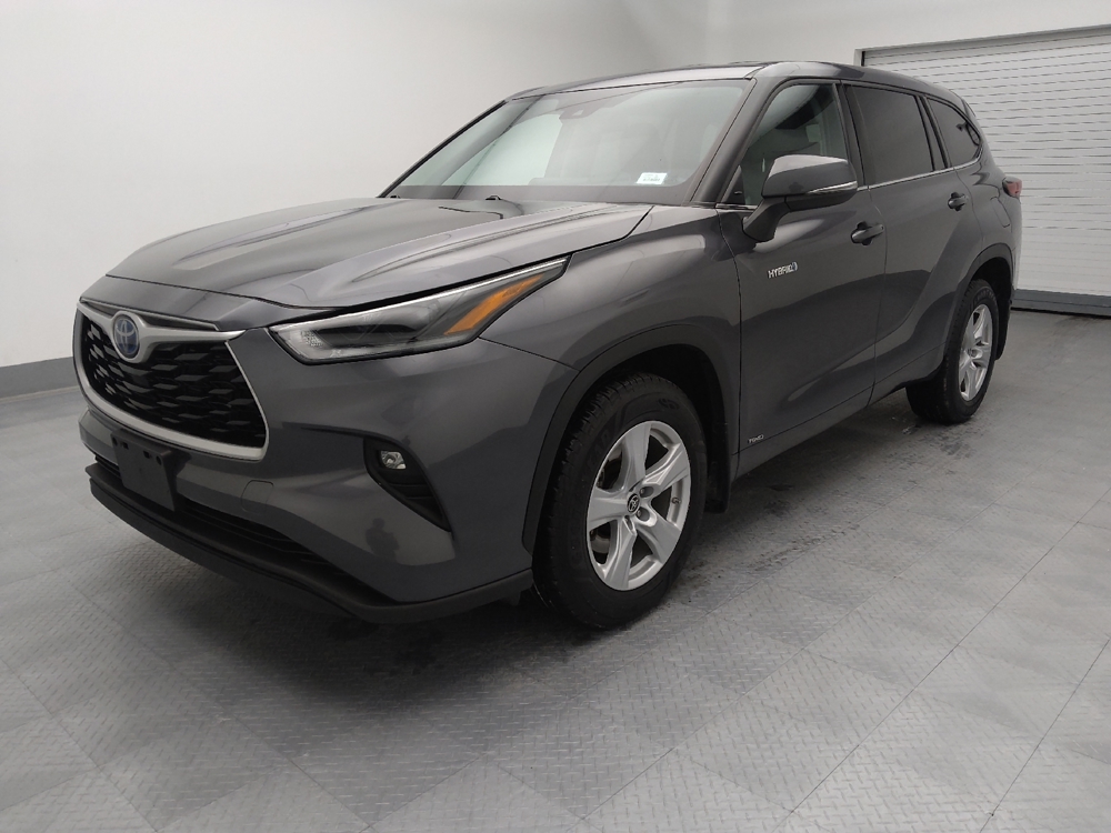2021 Toyota Highlander LE
