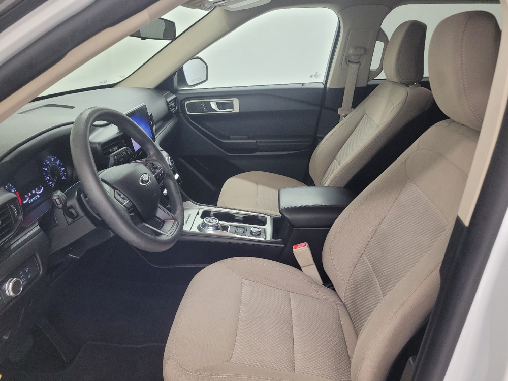 2020 Ford Explorer Base - Photo 13