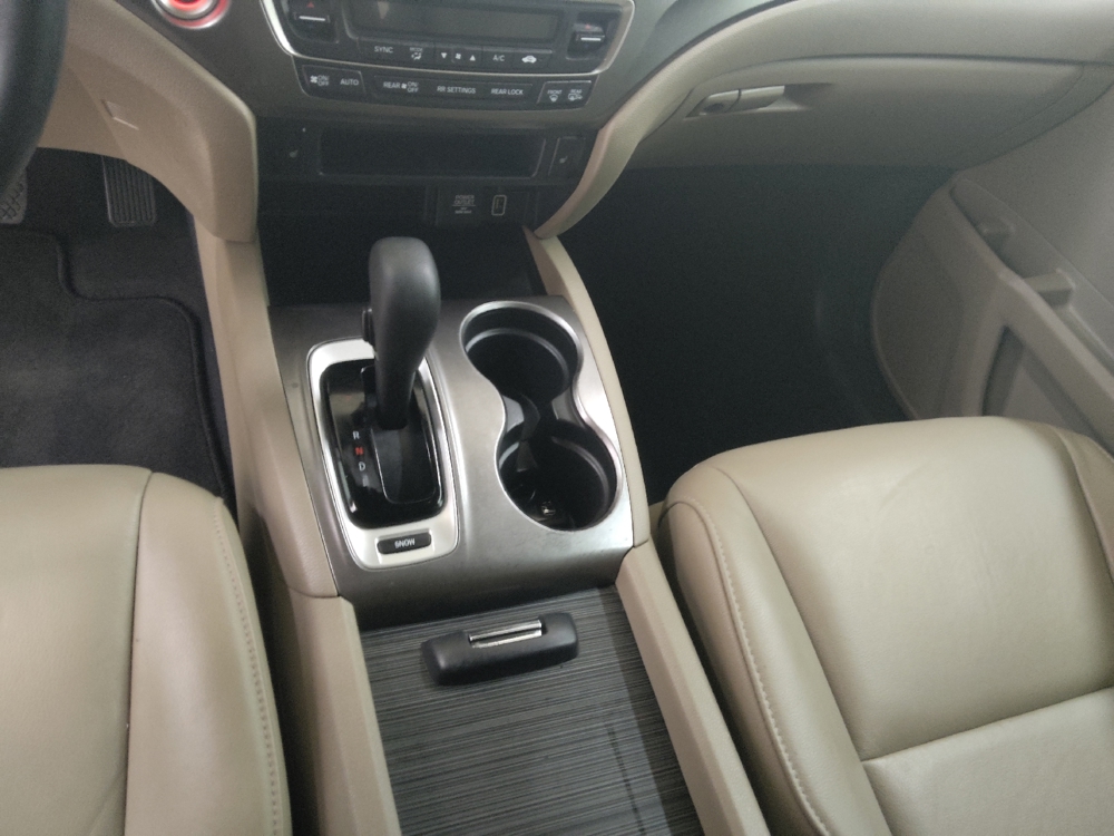 2019 Honda Pilot EX-L - Photo 20