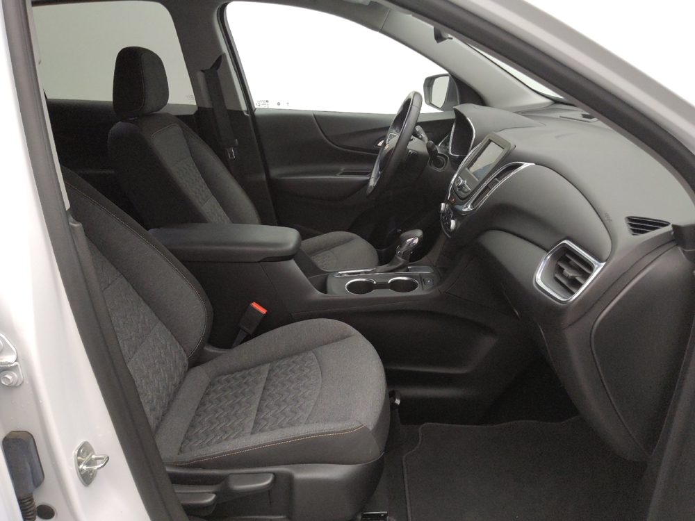 2022 Chevrolet Equinox LT - Photo 16
