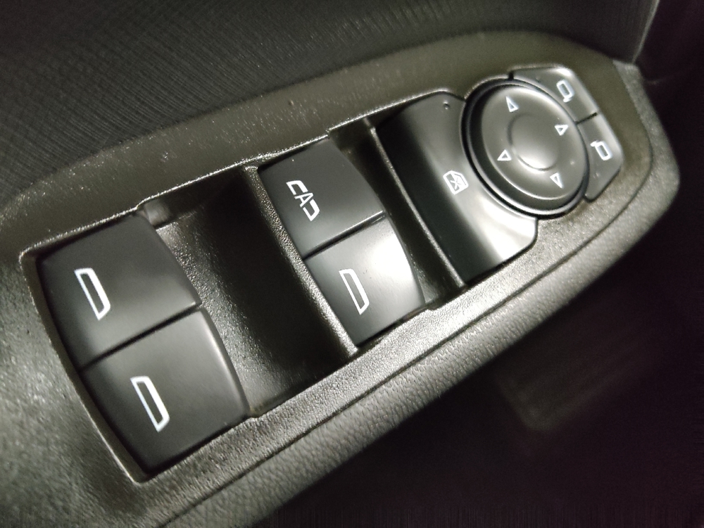 2023 Chevrolet Equinox RS - Photo 21