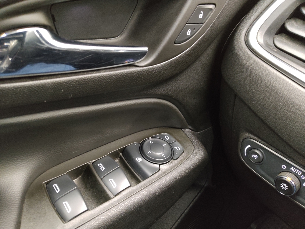 2024 Chevrolet Equinox LT - Photo 21