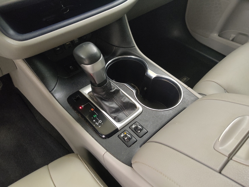 2019 Toyota Highlander XLE - Photo 20