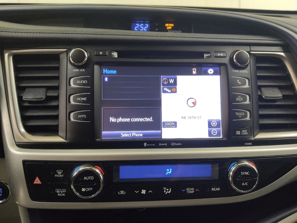 2019 Toyota Highlander XLE - Photo 19