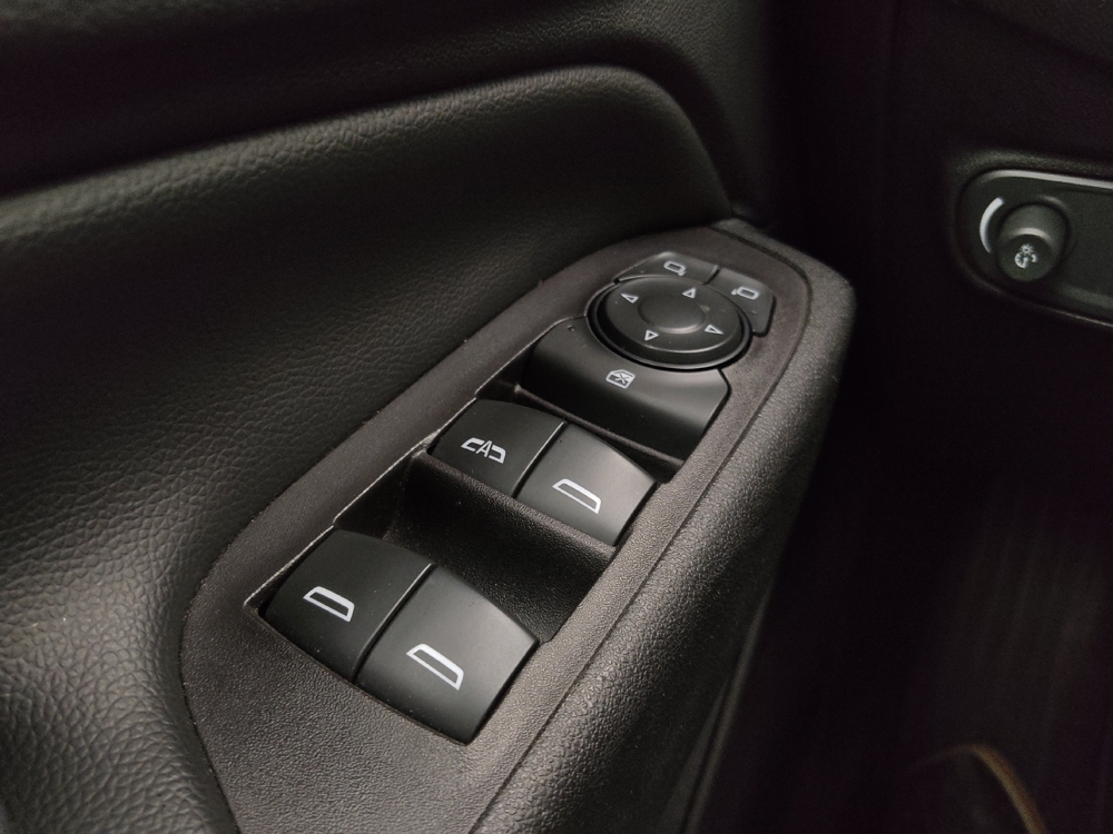 2020 Chevrolet Equinox LT - Photo 21