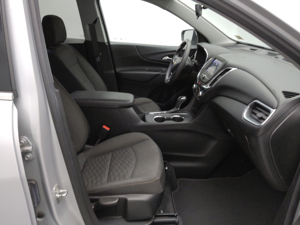 2020 Chevrolet Equinox LT - Photo 16