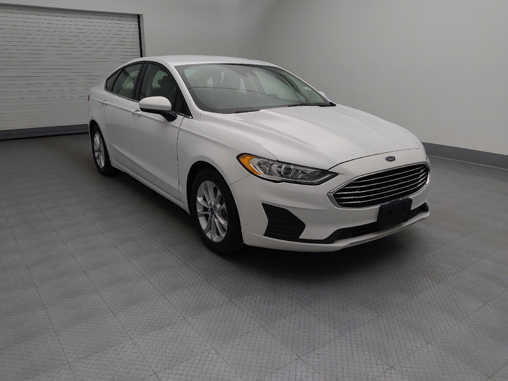 2019 Ford Fusion SE - Photo 10