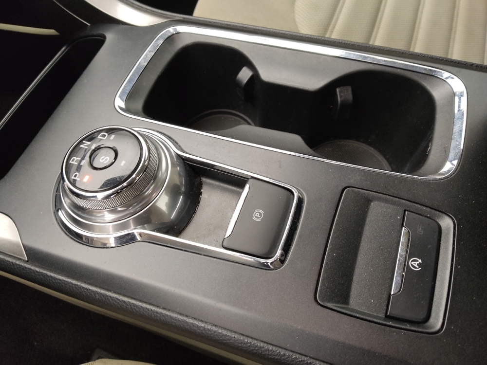 2019 Ford Fusion SE - Photo 20