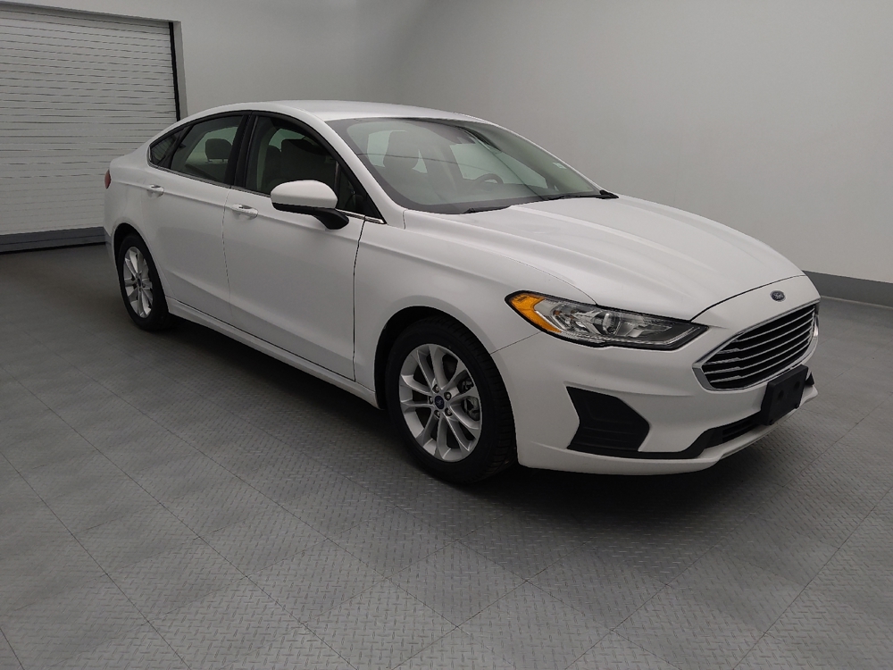 2019 Ford Fusion SE - Photo 9
