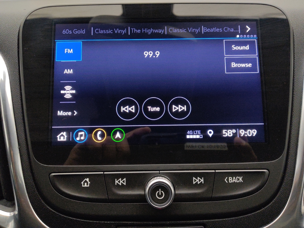 2021 Chevrolet Equinox LT - Photo 19