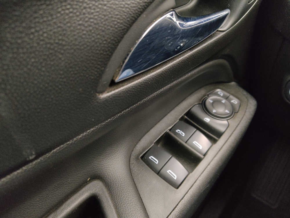 2021 Chevrolet Equinox LT - Photo 21