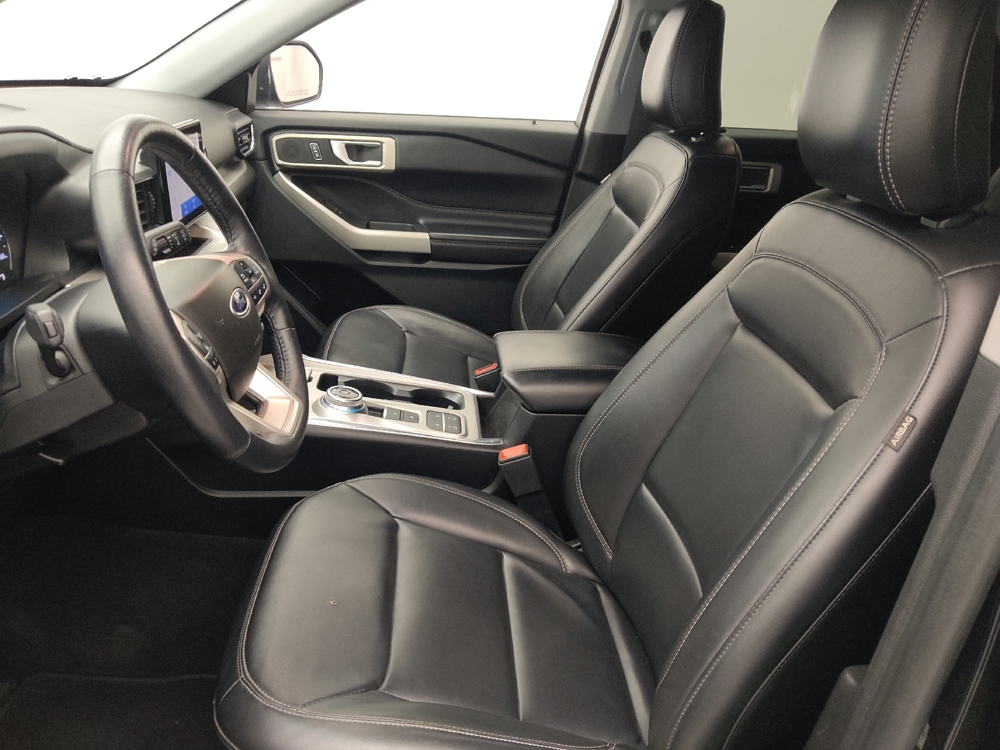 2023 Ford Explorer XLT - Photo 13
