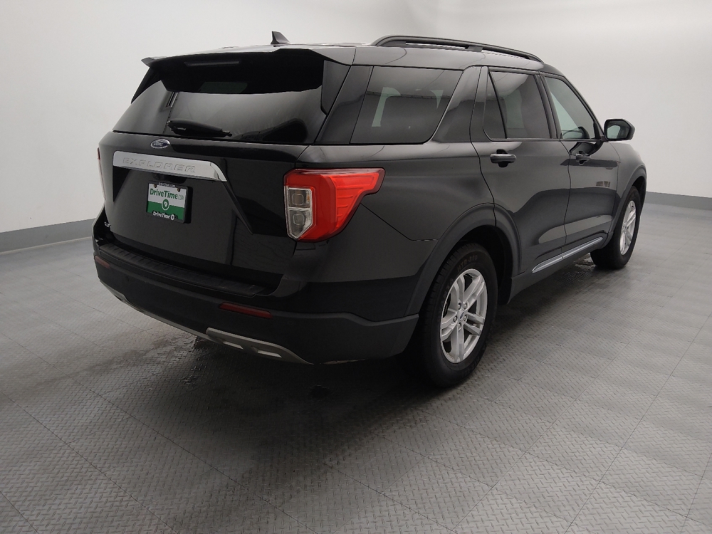 2023 Ford Explorer XLT - Photo 7