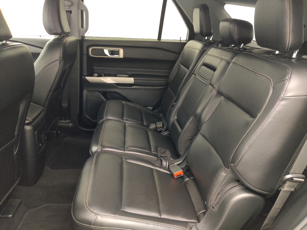 2023 Ford Explorer XLT - Photo 14