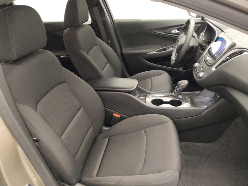 2025 Chevrolet Malibu 1LS - Photo 16
