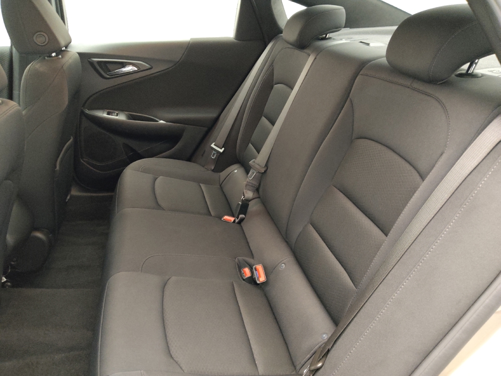 2025 Chevrolet Malibu 1LS - Photo 14