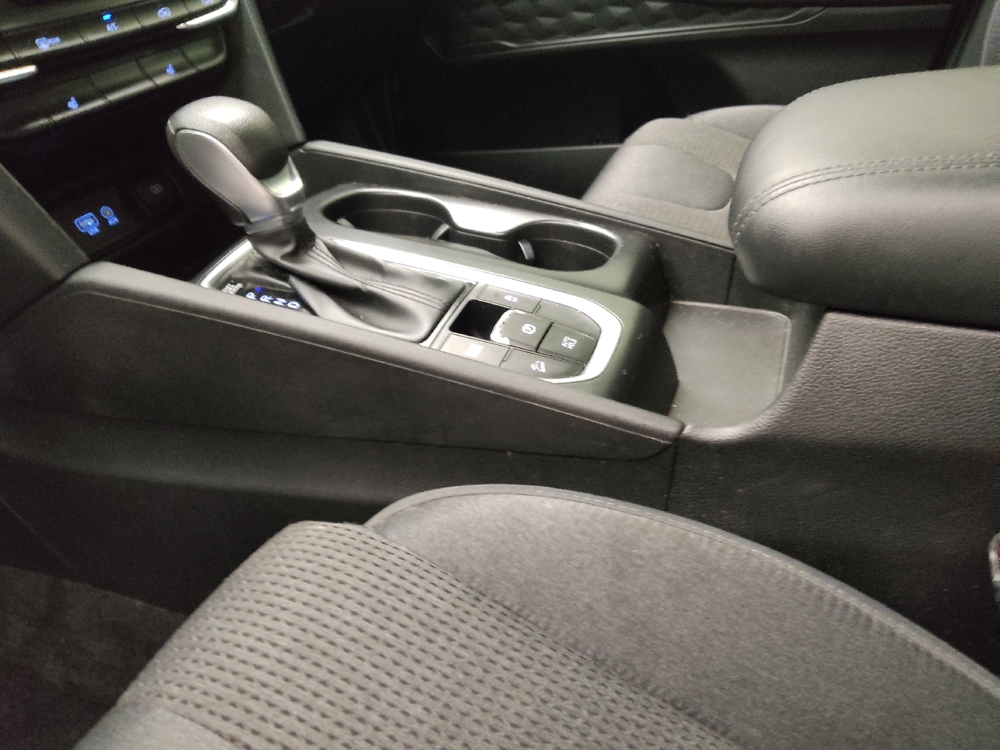 2020 Hyundai Santa Fe SEL - Photo 20