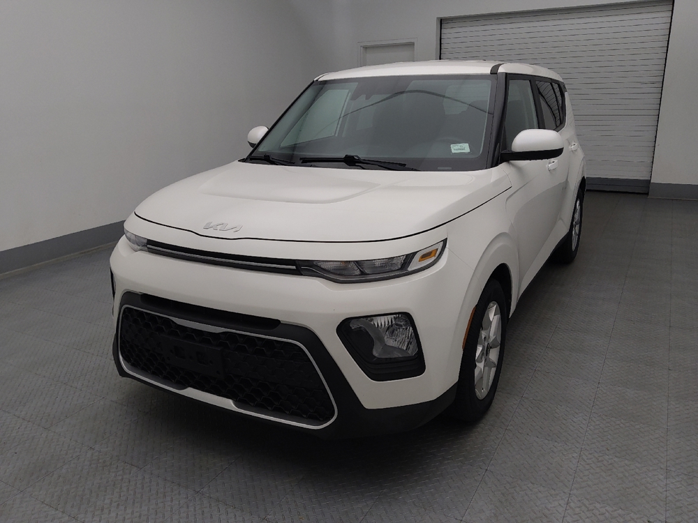 2022 Kia Soul LX - Photo 12