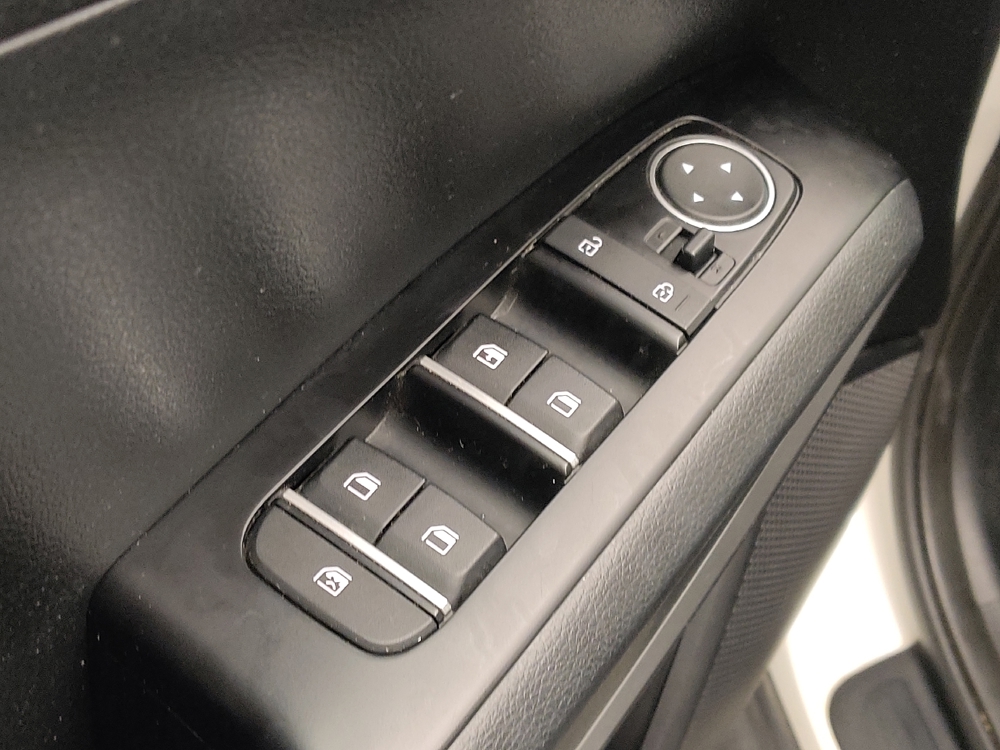 2022 Kia Soul LX - Photo 21