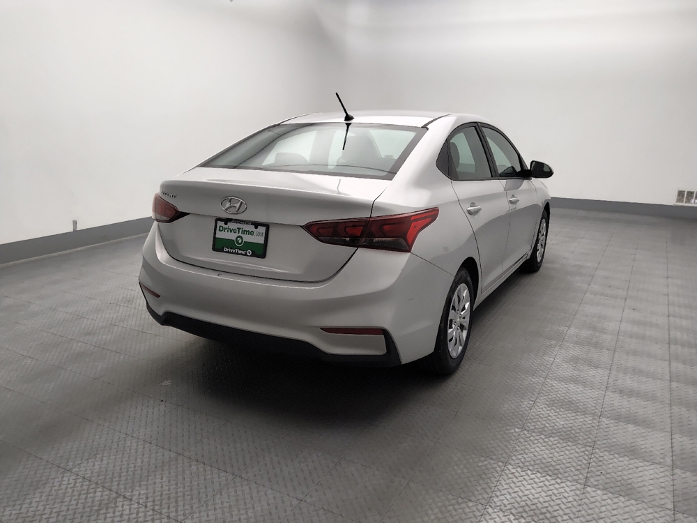 2022 Hyundai Accent SE - Photo 6