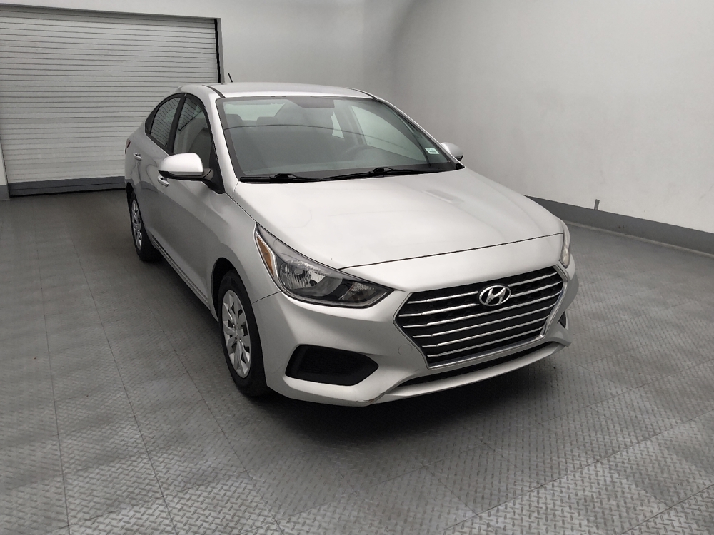 2022 Hyundai Accent SE - Photo 11