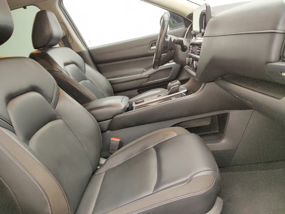 2022 Nissan Pathfinder SL - Photo 16