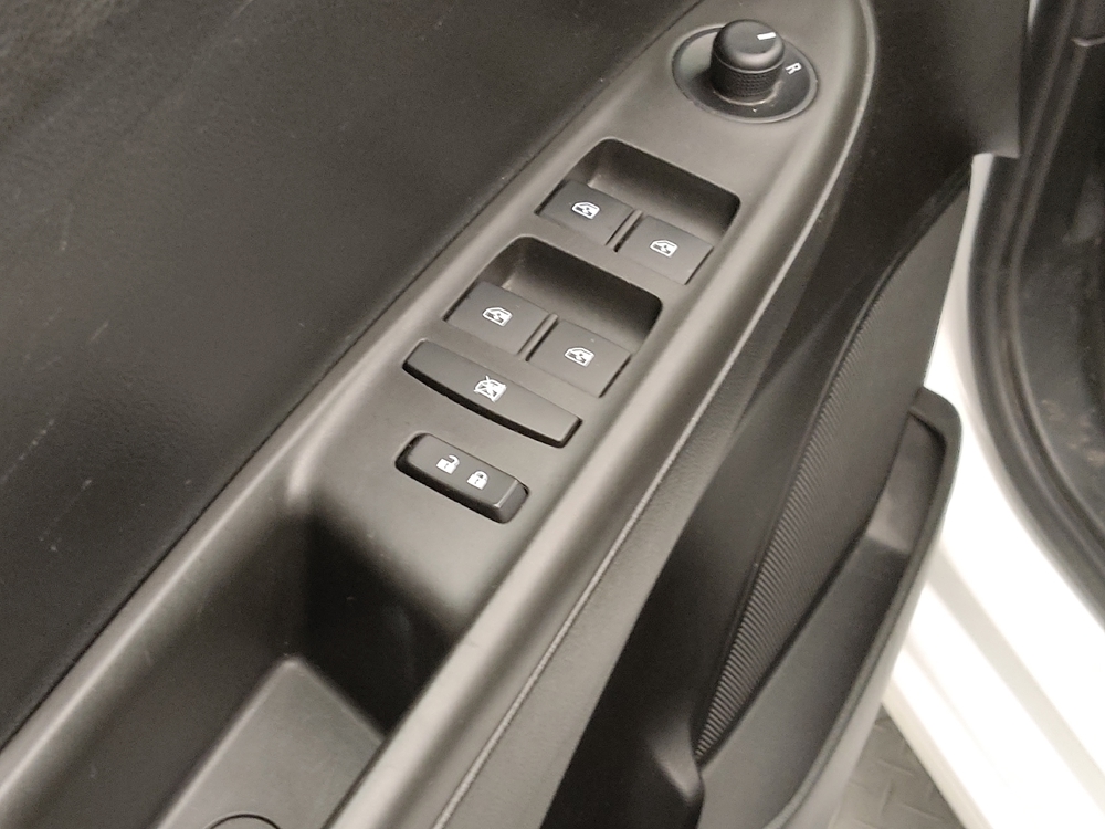 2021 Chevrolet Spark 1LT - Photo 21